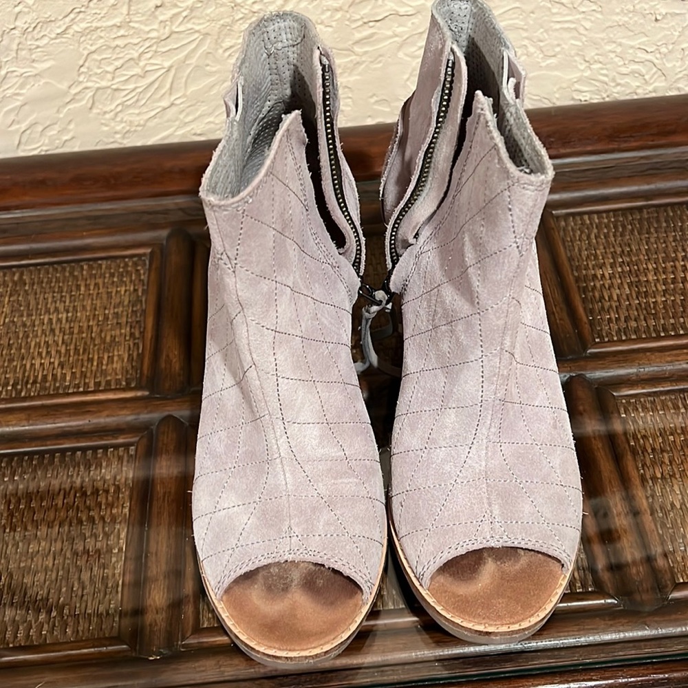 Tom bootie